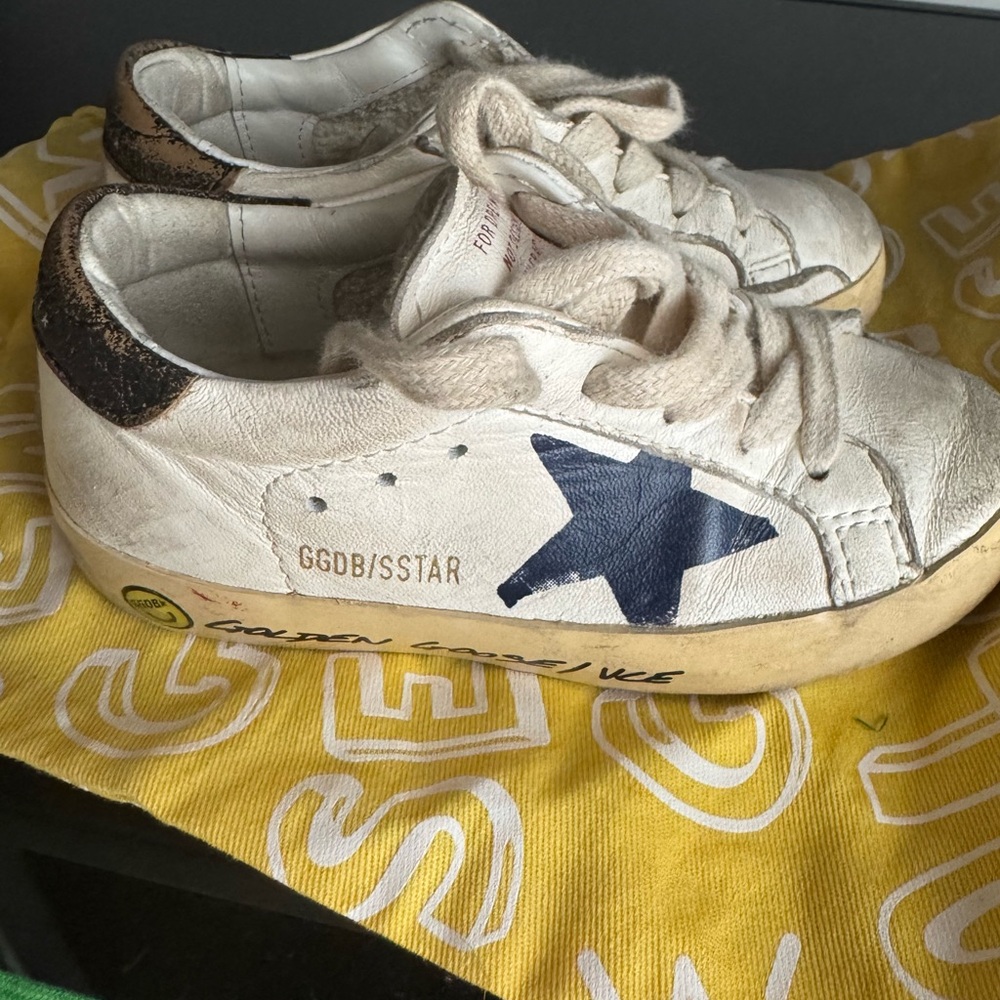 Golden Goose toddler super star